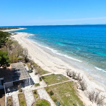 Alos - On The * Lefkada City